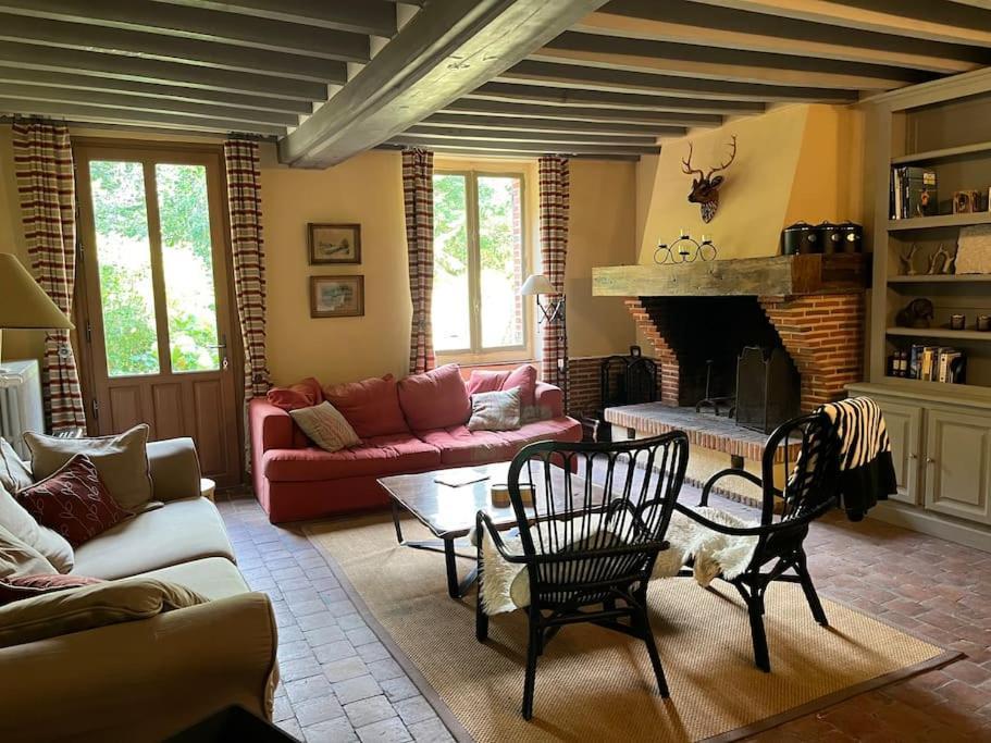 Charming In The Forest, With Heated Pool Cerdon (Loiret)